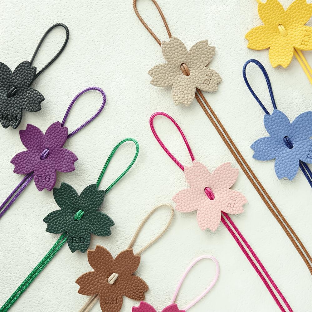 맞춤형 이니셜 벚꽃 가방 수하물 참 장식품, 화려한 로 - Travel Accessories Gifts For Women 리뷰 및 가격